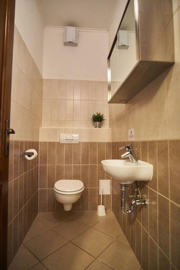 G1 Apartment - بودابست المظهر الخارجي الصورة